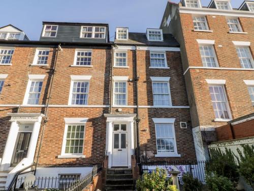 Scarborough Casa | Highview