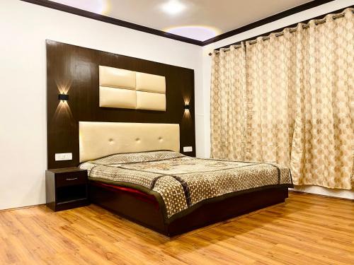 Srinagar Casa | Highway residency
