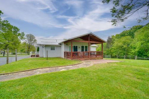 Crossville Casa | Hike, Fish and More Home on 5 Acres in Crossville!