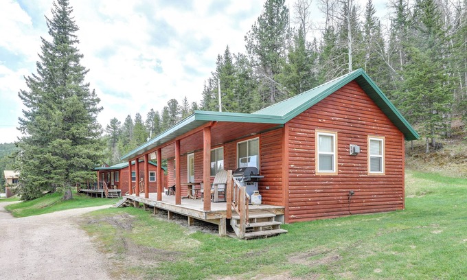 Deadwood Cabina | Hike, Ski, ATV & More: Deadwood Cabin w/ Grill