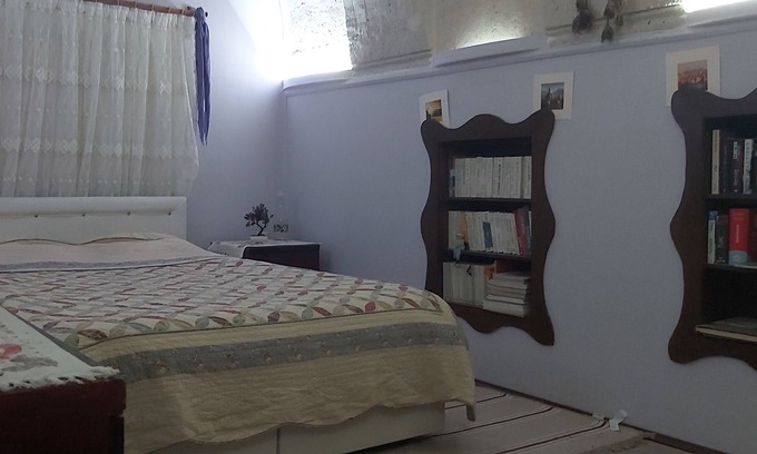 Avanos Casa | Hiking House, 3 arched rooms, large garden, stone house .