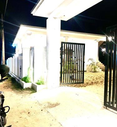 Pottuvil Division 2 Casa | Hill Base Resort
