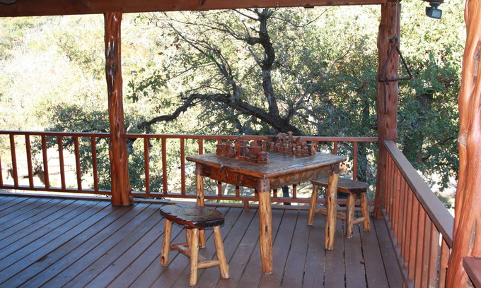 Rio Frio Casa | refugio en el campo colina