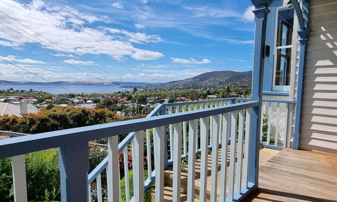 West Hobart Casa | Hill House Hobart - Fantastic views close to city