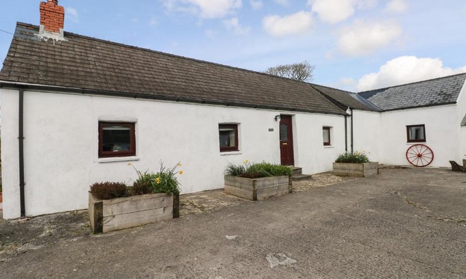 Narberth Casa | Hill Top Farm Cottage