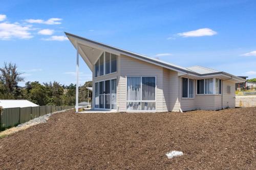 Nannup Casa | Hill View Cottages - Sail A
