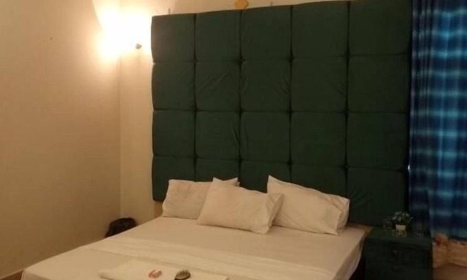 Karachi Casa | Hill View Guest House Karachi