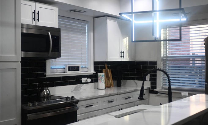 Southeast Cama Y Desayuno | Hillcrest Haven 2BR Home