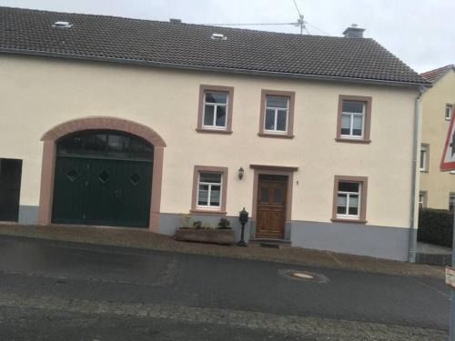 Wallenborn Casa | Hillen Comfortable holiday residence