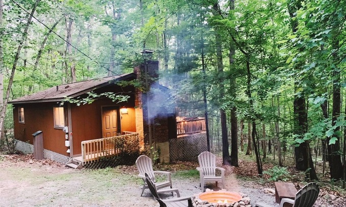 New Market Cabina | Hillside Haven | 2 Bed, 1 Bath