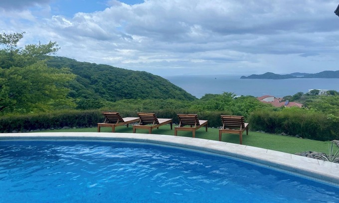 Playa Hermosa Casa | Hillside Treasure 4 BR 3.5 Bath Amazing Views of Playa Hermosa