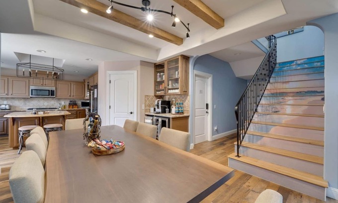 Arroyo Grande Casa | Hillside view with hot tub