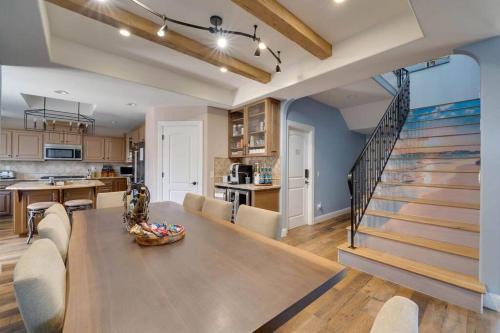 Arroyo Grande Casa | Hillside view with hot tub!