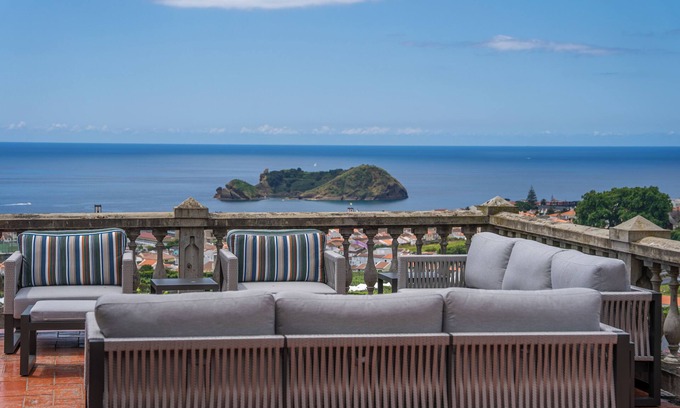 Vila Franca do Campo Villa | Hilltop 6 bedroom 2 home villa w/expansive ocean views in Vila Franca do Campo