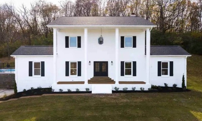 Dickerson Road Casa | Hilltop Colonial with views, hot tub & pool