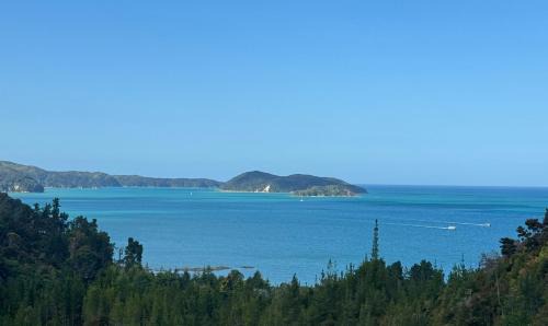 Ngaio Bay Casa | Hilltop Heaven - Kaiteriteri Holiday Home
