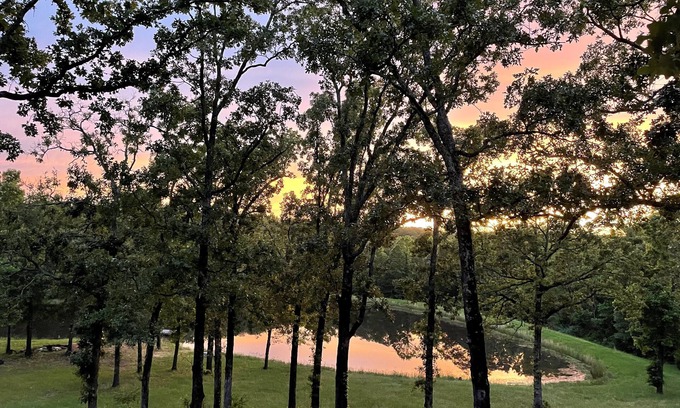 Grand Saline Casa | Hilltop Hideaway -1500+ sq/ft home - views of private lake on 42 beautiful acres