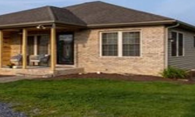 Broadway Casa | HILLTOP HIDEAWAY❤️Fire Pit~Grill~3BR~Pets❤️