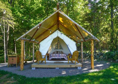 Vernon Otro | Hilltop Hideaway at Moon Valley Campground