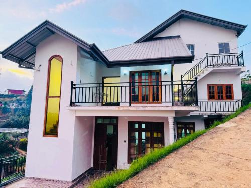 Nuwara Eliya Casa | Hilltop Homestay Nuwara Eliya