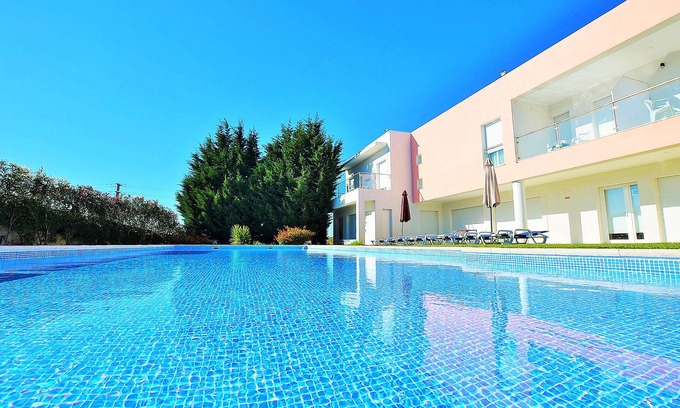 Barcarena Cama Y Desayuno | HILLTOP OASIS - Lisboa Oeiras