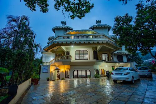 Khandala Hotel | Hilltop suites by 29 bungalow