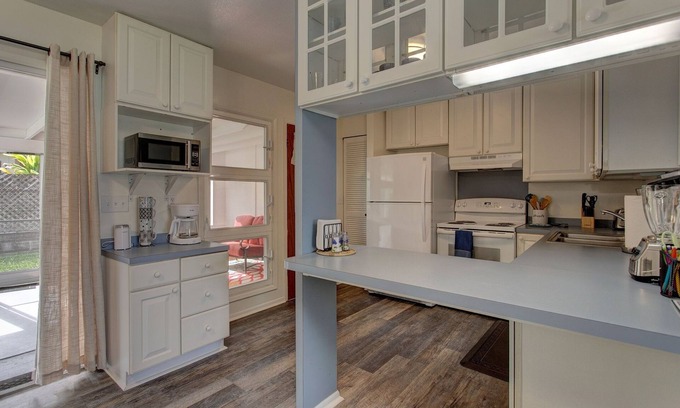 Hilo Casa | Hilo Hale Kaumana 3 Bedroom Home by RedAwning