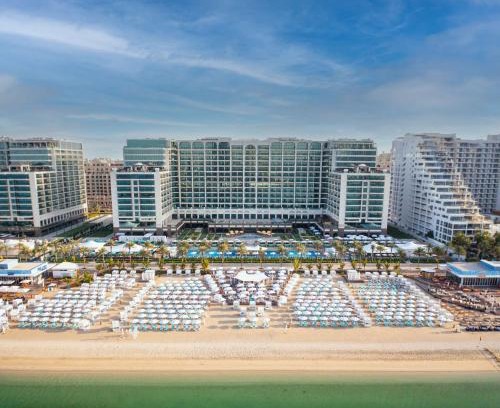 Palm Jumeirah Complejo | Hilton Dubai Palm Jumeirah
