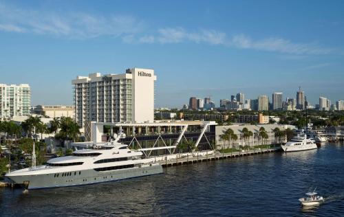 17th Street Causeway Complejo | Hilton Fort Lauderdale Marina