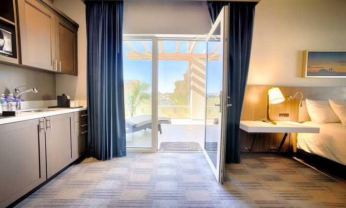 Goleta Hotel | Hilton Garden Inn Santa Barbara / Goleta