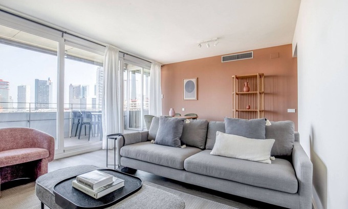 Diagonal Mar i el Front Maritim del Poblenou Apartamento | Hip 22@ 2BR w/ Balcony, Pool & Gym, by Blueground