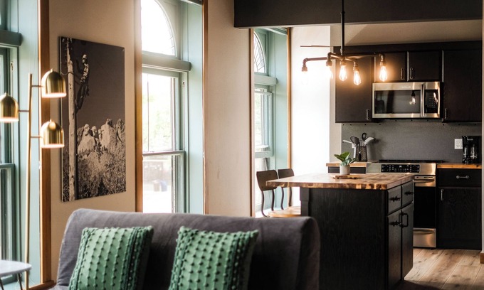 Rapid City Apartamento | Hip, historic loft in heart of downtown Rapid City