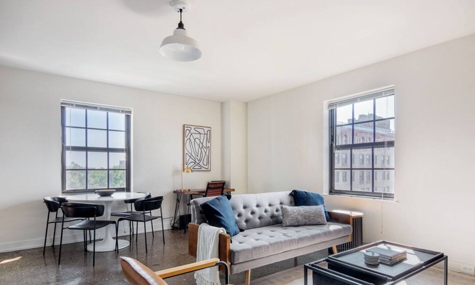 Uptown Apartamento | Hip Uptown 1BR w/ Rooftop & Grills, nr Hospital & Beach, by Blueground
