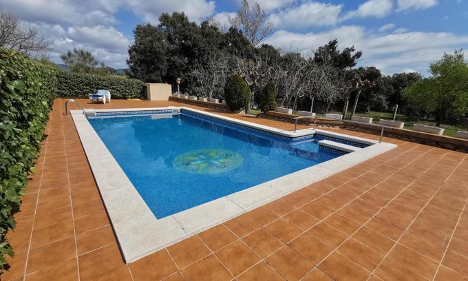 Llagostera Casa | Histórica Masía con Piscina, Rodeada de Bosques y Campos, Ideal para Familias y Amigos - ES-209-36
