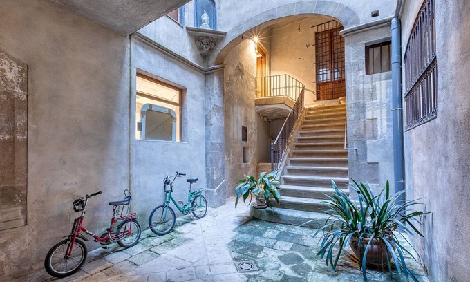La Ribera Casa | Casa Palacio del Siglo XVII en El Born, Barcelona