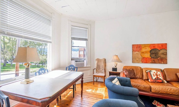 Homestead Apartamento | Historic 3 Bed Home - Unique Experience