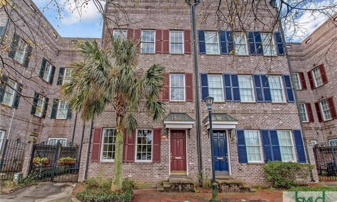 Historic District - North Casa | Historic 3-Bed Townhouse w/Courtyard & Parking