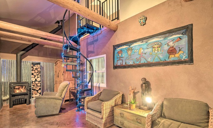 Taos Casa | Historic Adobe Home ~ 19 Mi to Ski Resort!