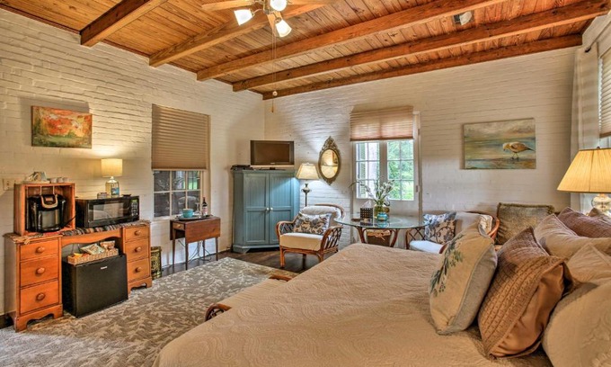 South Baton Rouge Apartamento | Historic Baton Rouge Vacation Rental 6 Mi to LSU!