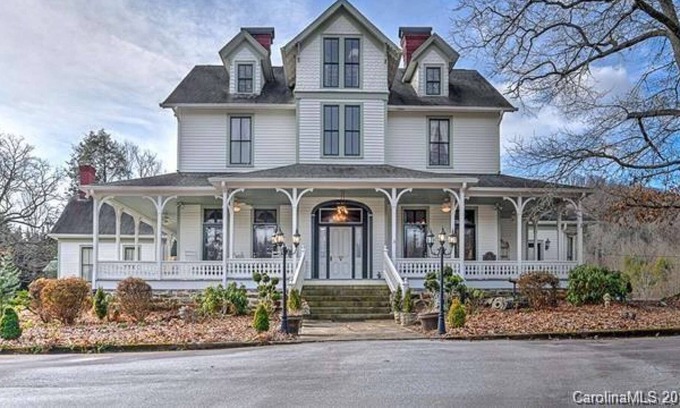 Laurel Park Casa | Historic Casa Carolina