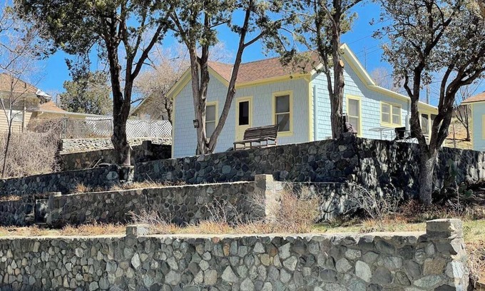 Prescott Cabaña | Historic Cortez Cottage