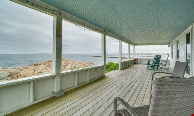 Brant Rock Cabaña | Historic Cottage w/ Beautiful Oceanfront View