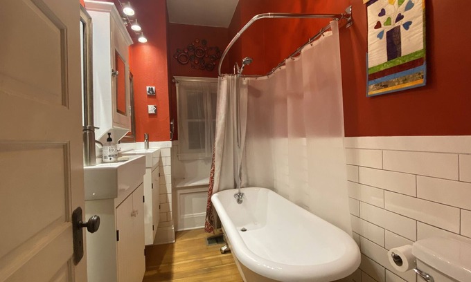 Governmental Mall Casa | Historic Downtown House - Minutes from Diamondback’s Chase Field!