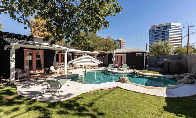 Encanto Casa | Historic Gem with Pool in the heart of Downtown!