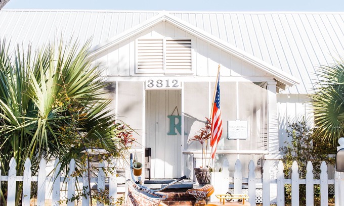 Panama City Casa | Historic Gideon’s Fish House, St. Andrews