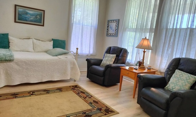Brenham Casa | Histórico Holle House, segundo piso en hermosa casa, a minutos del centro