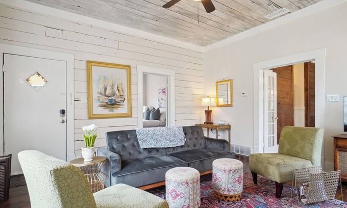 Fairmount Casa | Historic Home near - TCU/Dickies/Zoo/Museums!