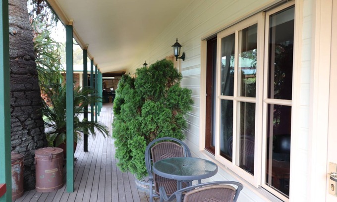 Newmerella Cama Y Desayuno | Historic Homestead with amazing views and breakfast