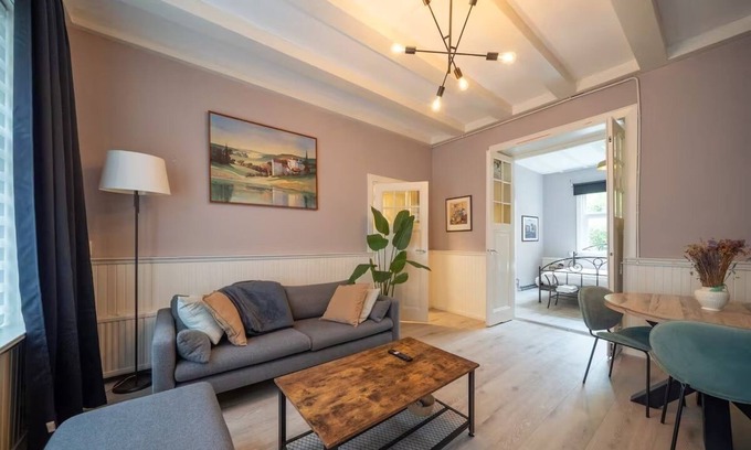 Municipality of Gorinchem Casa | Historic House with Garden in City Center