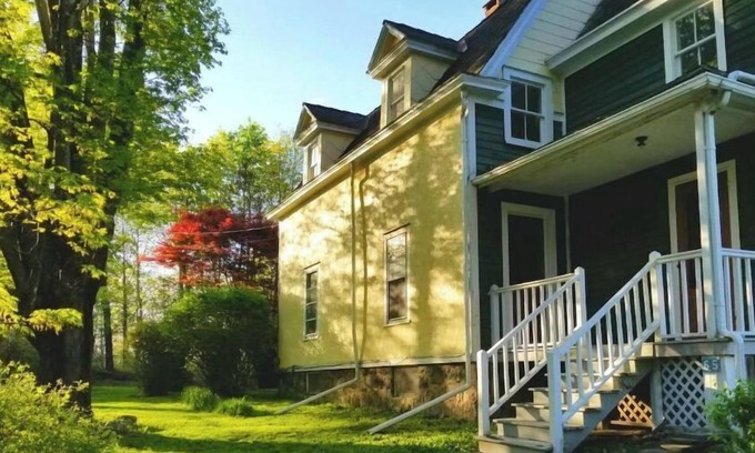 Goshen Otro | Historic Hudson Valley Farm House